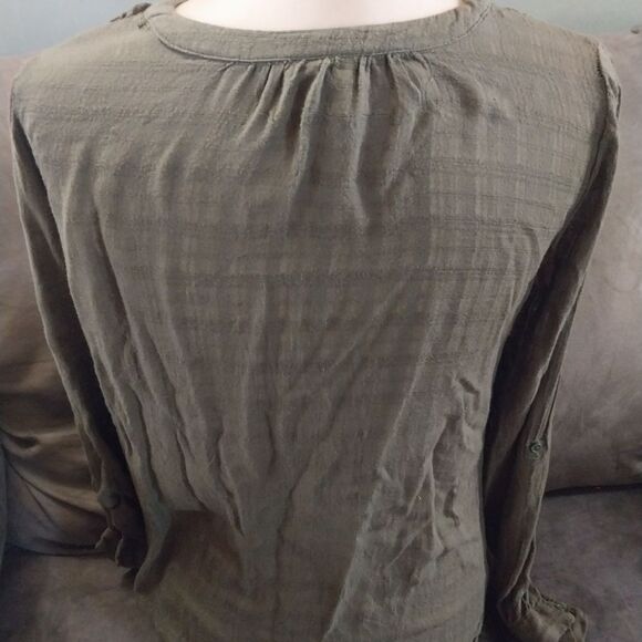 a.n.a Deep Olive Criss-Cross Lightweight Button-Up Blouse - Picture 4 of 5
